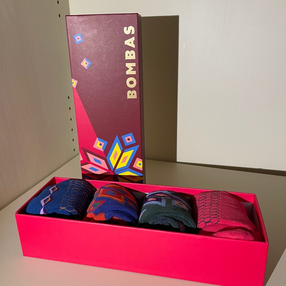 Bombas Women’s Snowflake Calf Sock Gift Box